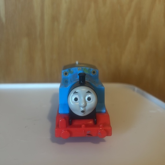 Thomas the Train Engine Jungle Motorized Works 2013 Gullane- Tested - Picture 2 of 6